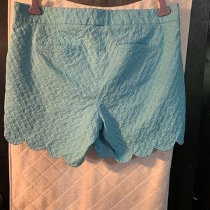 18W Crown & Ivy Short